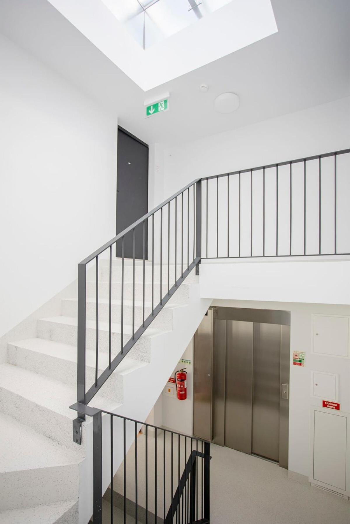 Liiiving In Porto-Modern & Glam Rooftop Apartment Extérieur photo